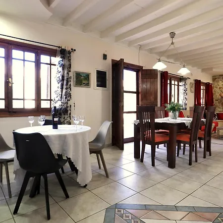 Terpi House Feriehus Lefkáda