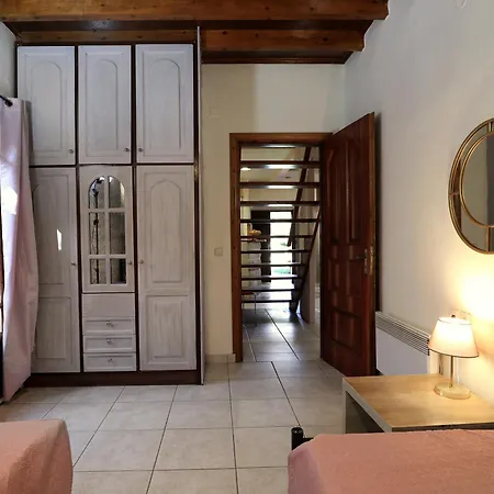 Дом отдыха Terpi House Лефкада