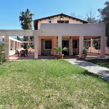 Terpi House Дом отдыха *